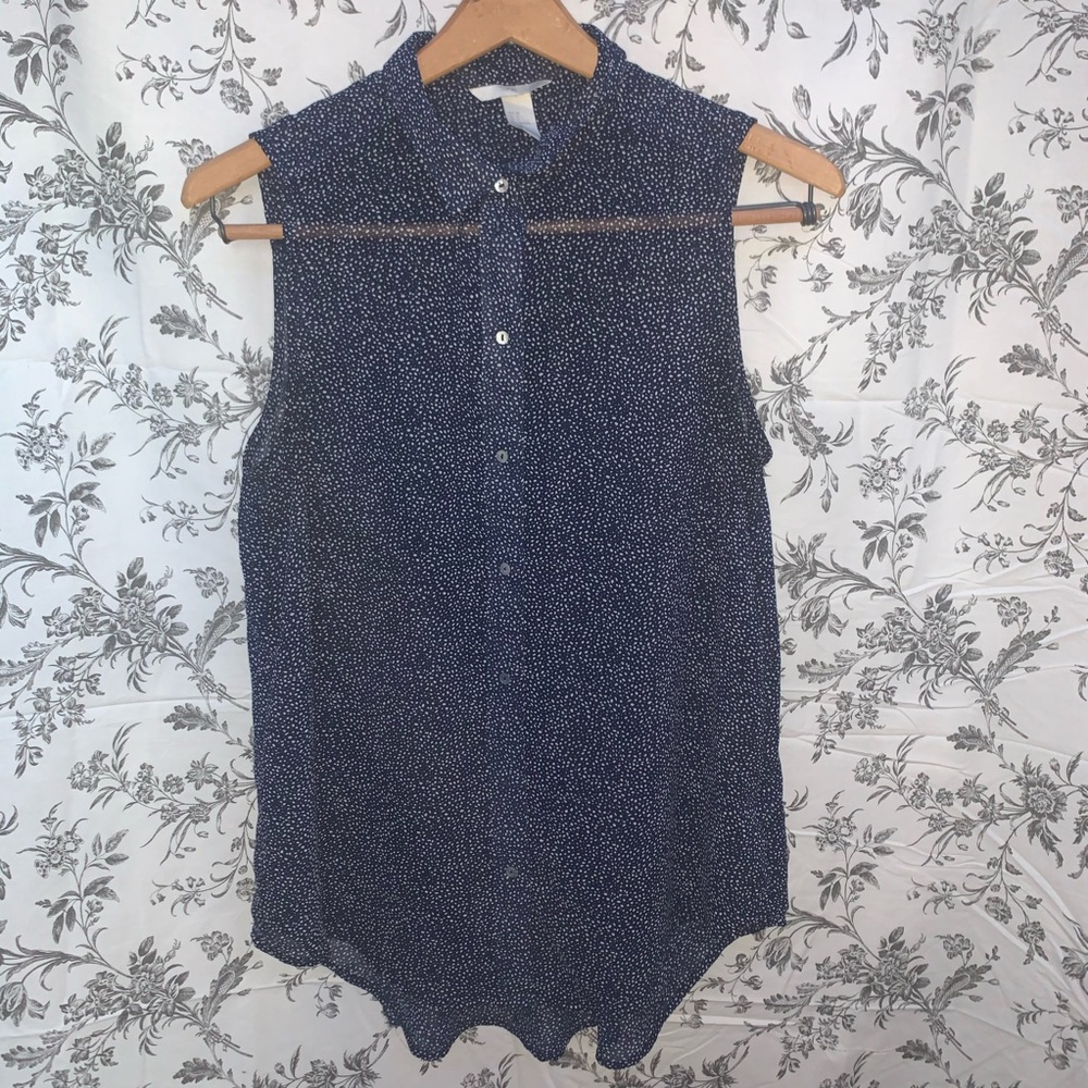 Patterned Button Up Sleeveless Top